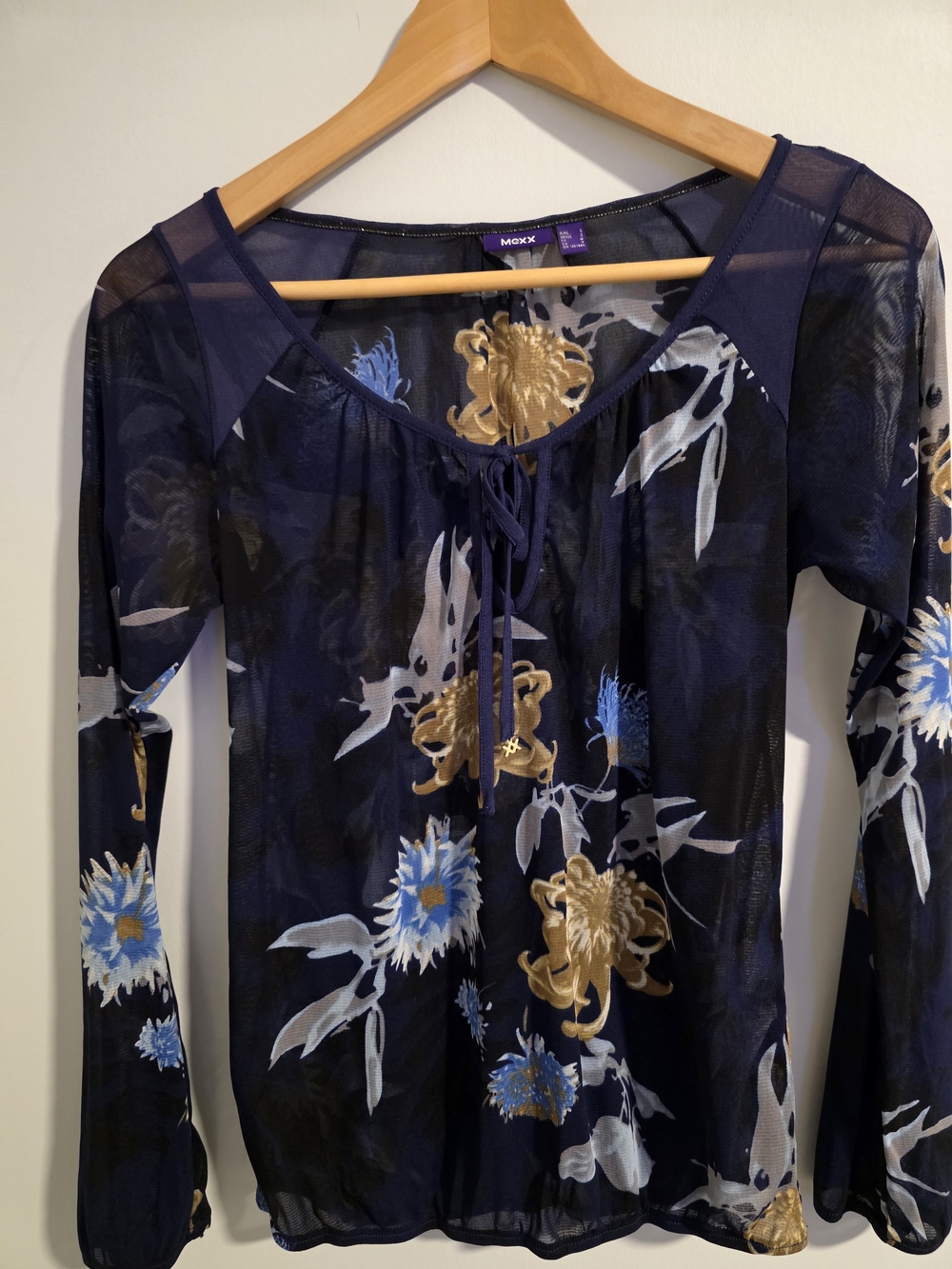 MEXX Women’s Navy Floral Sheer Mesh Blouse Size S - Picture 3 of 11